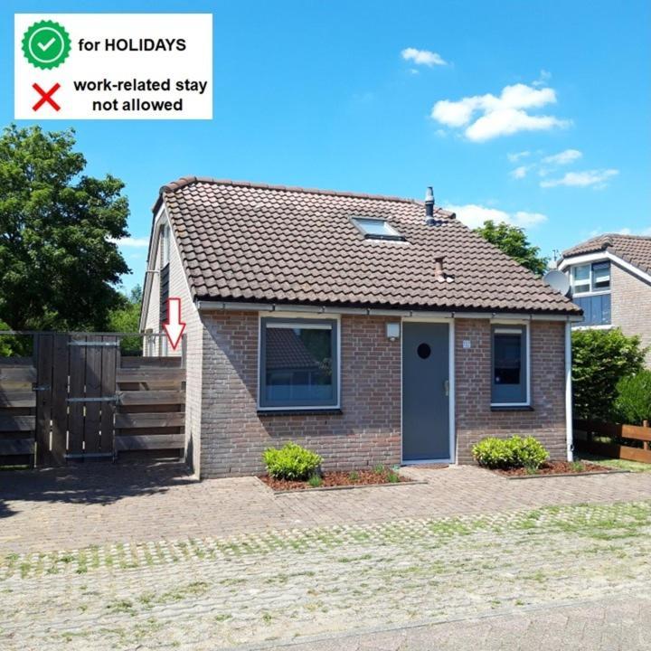 Buitenhuis Egmond Egmond aan den Hoef Buitenkant foto